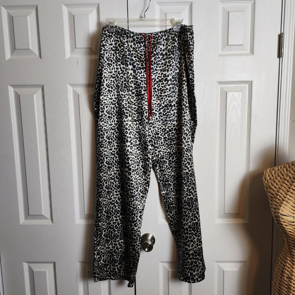 Leopard Pajama Set - Picture 6 of 7